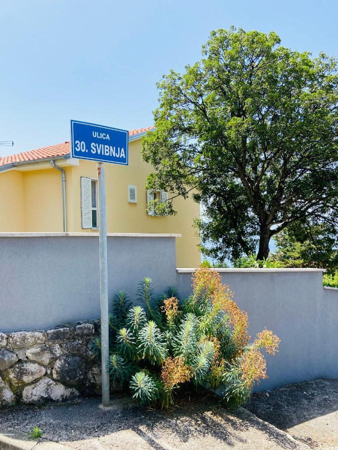 Villa Rudy Holiday Home Njivice Exteriör bild